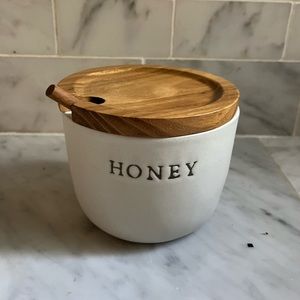 NWOT Target Hearth & Hand with Magnolia 3 piece stoneware honey container